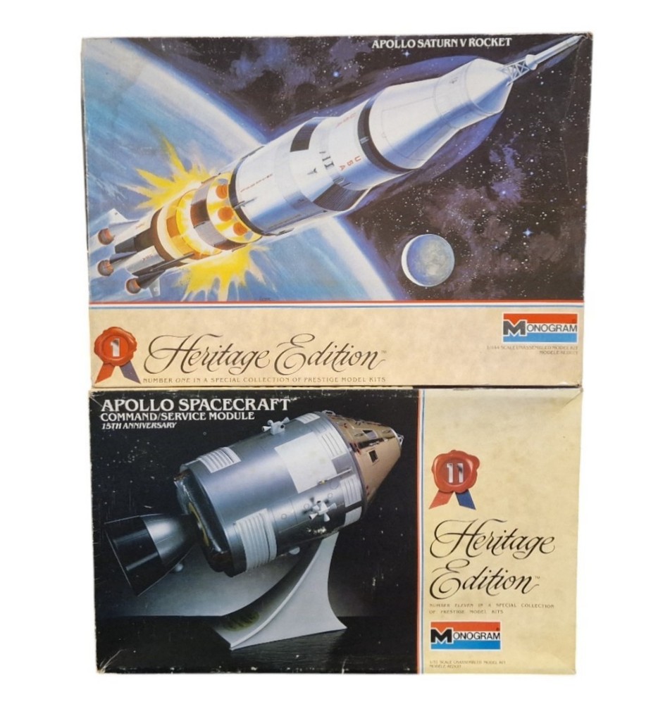 Space : Apollo Saturn V Rocket & Apollo Spacecraft command/service modules kits