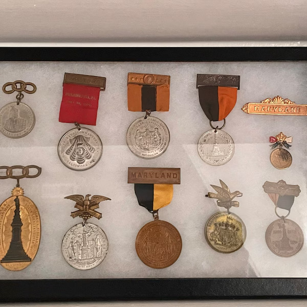 Riker Display Case 12 x 8 x 3/4 Arrowheads Fossil Pin Medal Coins USA Shadow Box