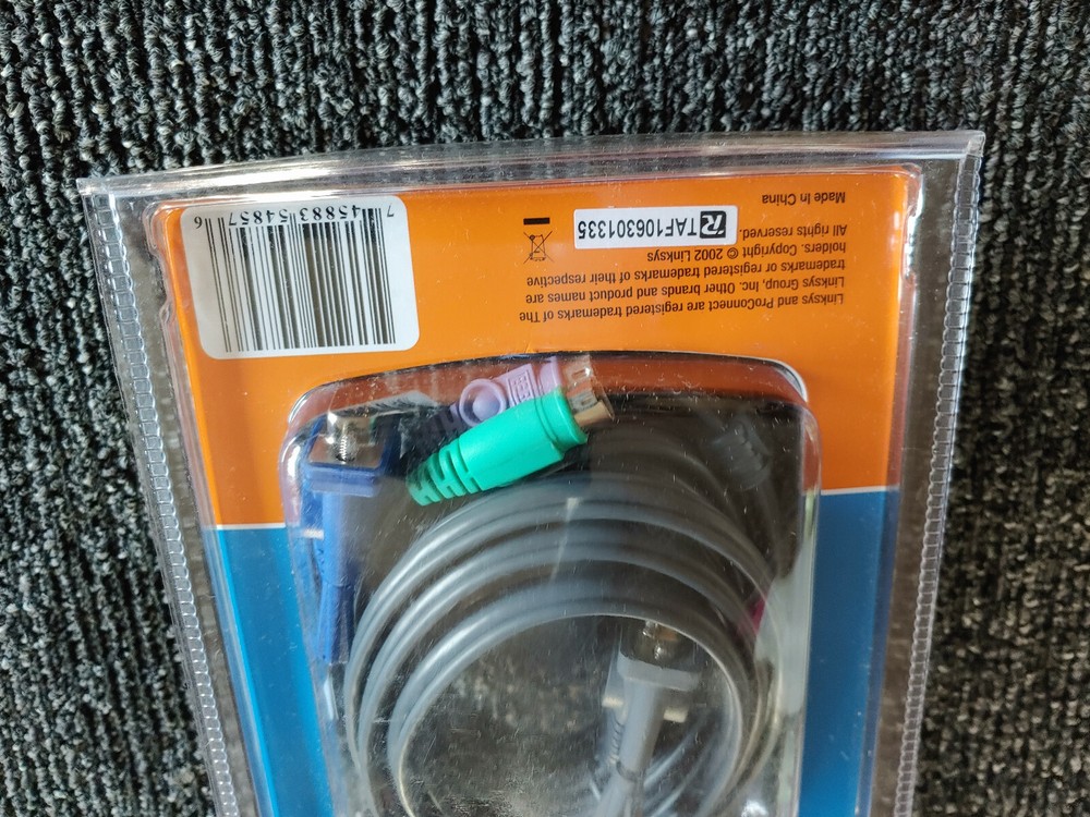 LINKSYS KVM switch premium 10 ft. cable kit model SVPPS10 keyboard video mouse