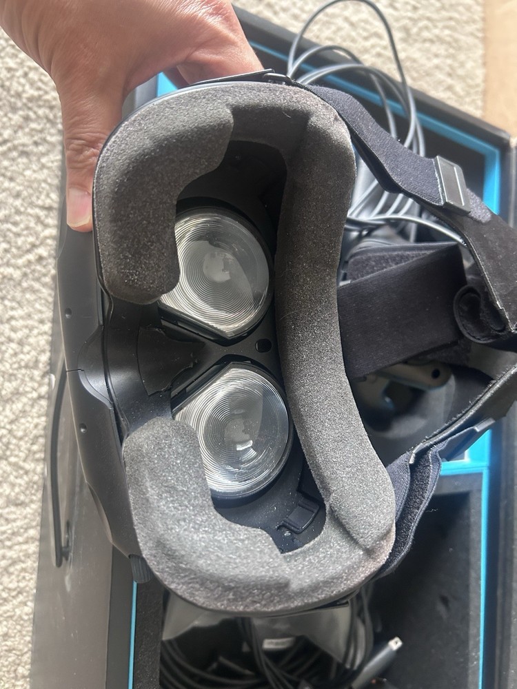 HTC Vive VR Headset Set