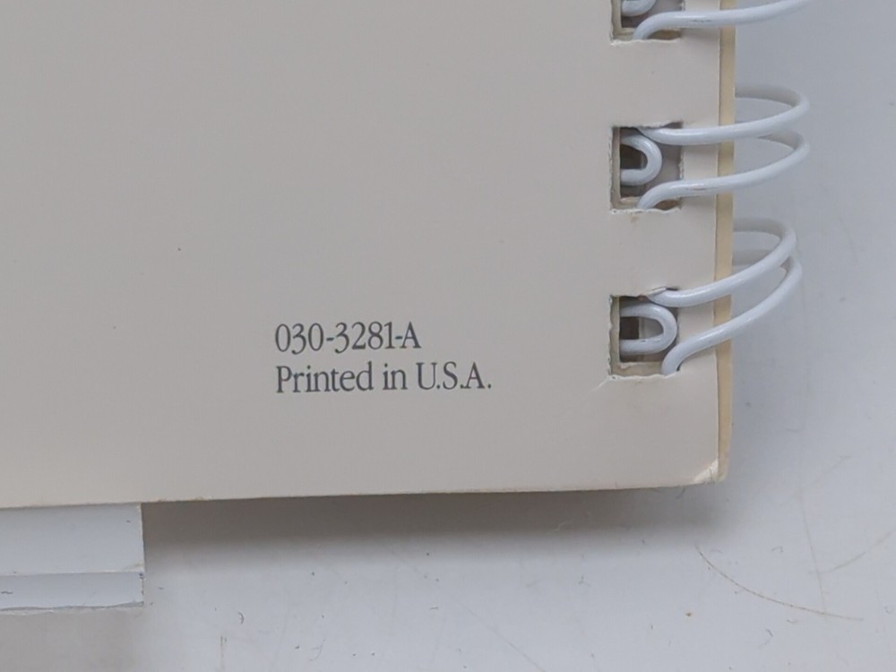 Apple Macintosh System Software User's Guide Version 6.0 - 1988