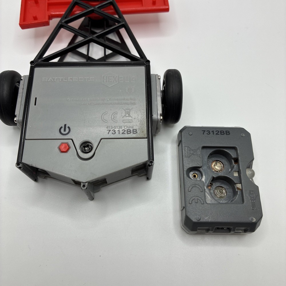 Hexbug BattleBots Tombstone w/ Remote Control Incomplete As Is READ!!!