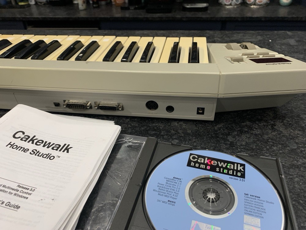 Quickshot MIDI Composer Keyboard Controller Computer Music Vintage