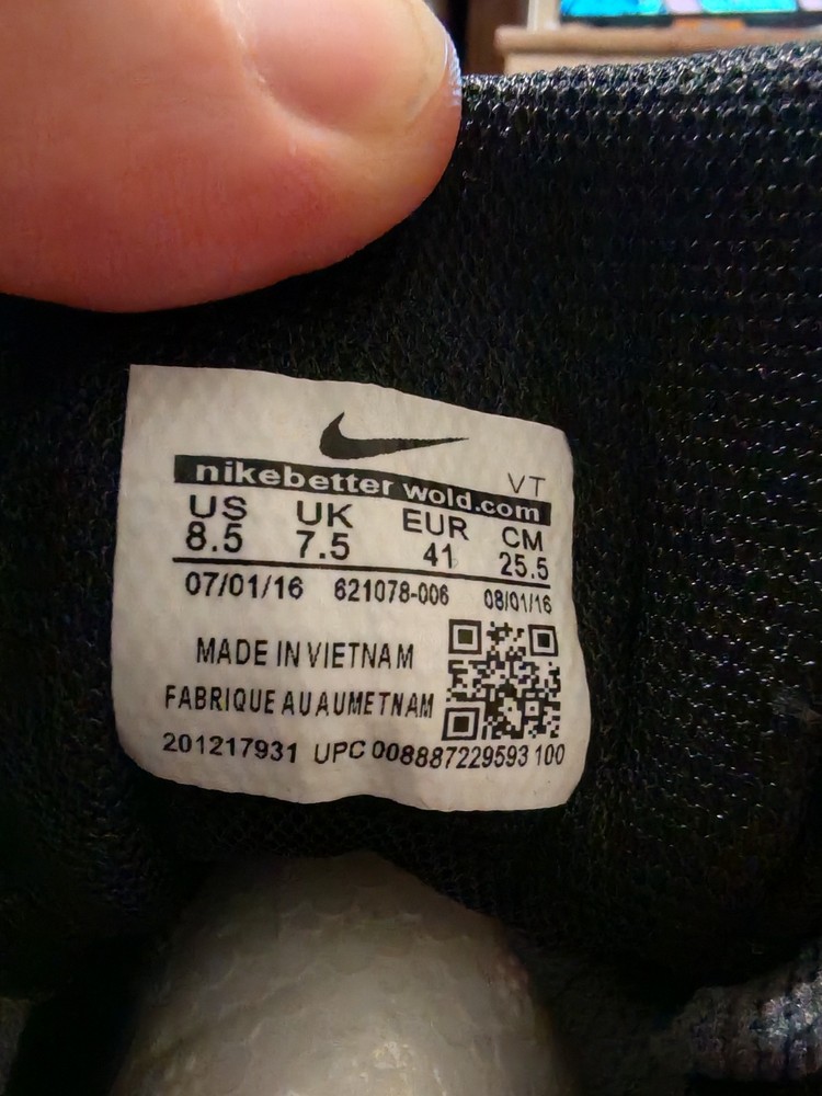 Nike man Racer shoes