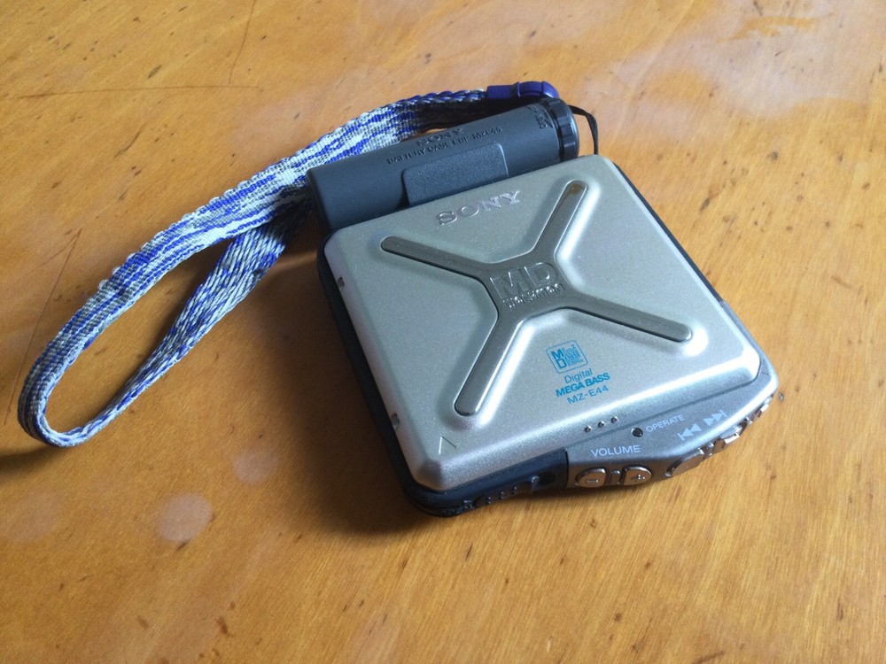 Sony MZ-E44 Minidisc Walkman