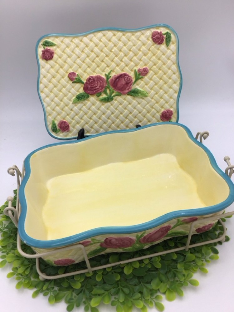 Temp-Tations Ovenware Rose Casserole Dish w/Trivet adn Rack Set