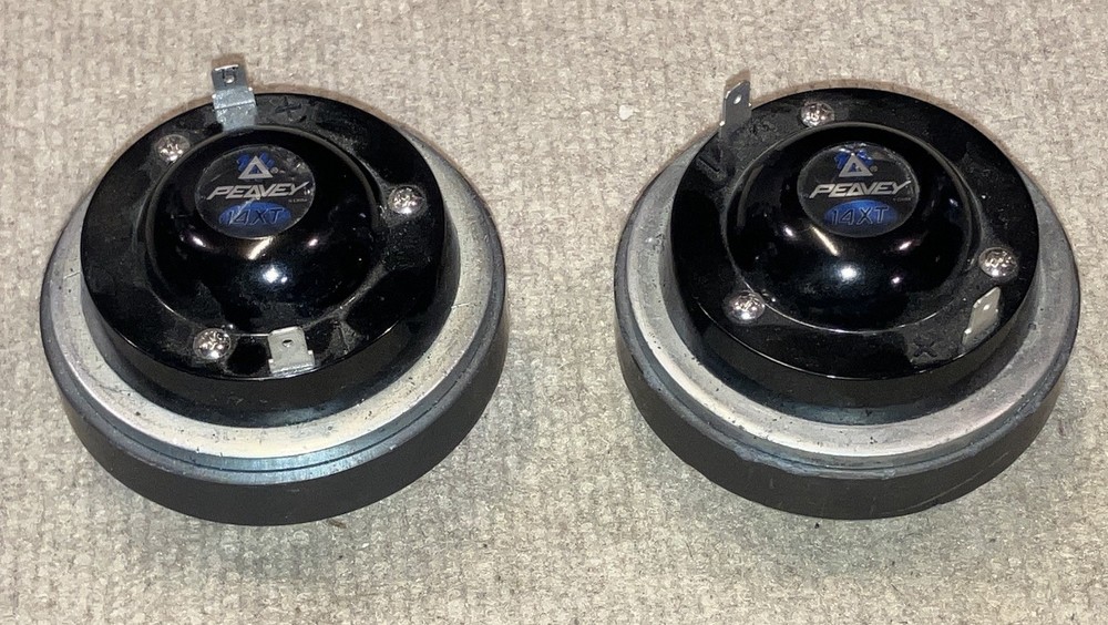 2 Pcs  Compression Driver Peavey 14XT 8 OHMS.