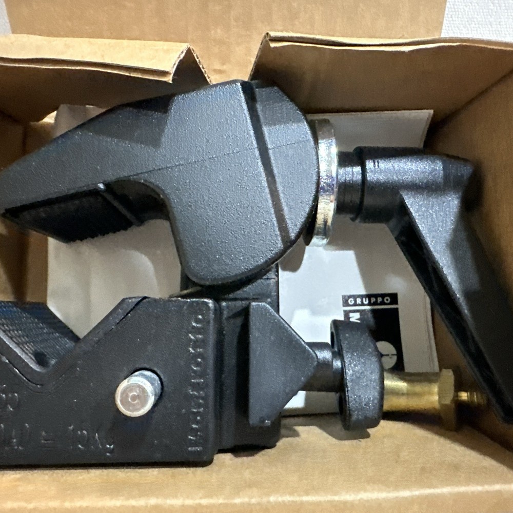 Manfrotto 2909 Super Clamp with 2907 Reversible Short Stud
