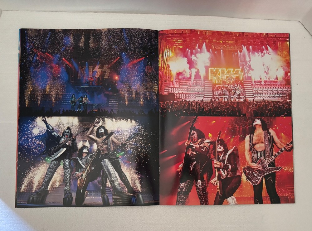 Kiss ALIVE35 SONIC BOOM TOURBOOK EXCELLENT CONDITION