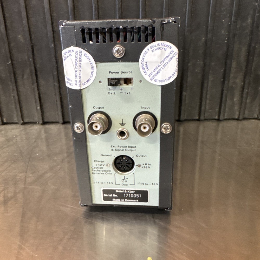 Bruel & Kjaer Charge Amplifier Type 2635 *untested* MA12