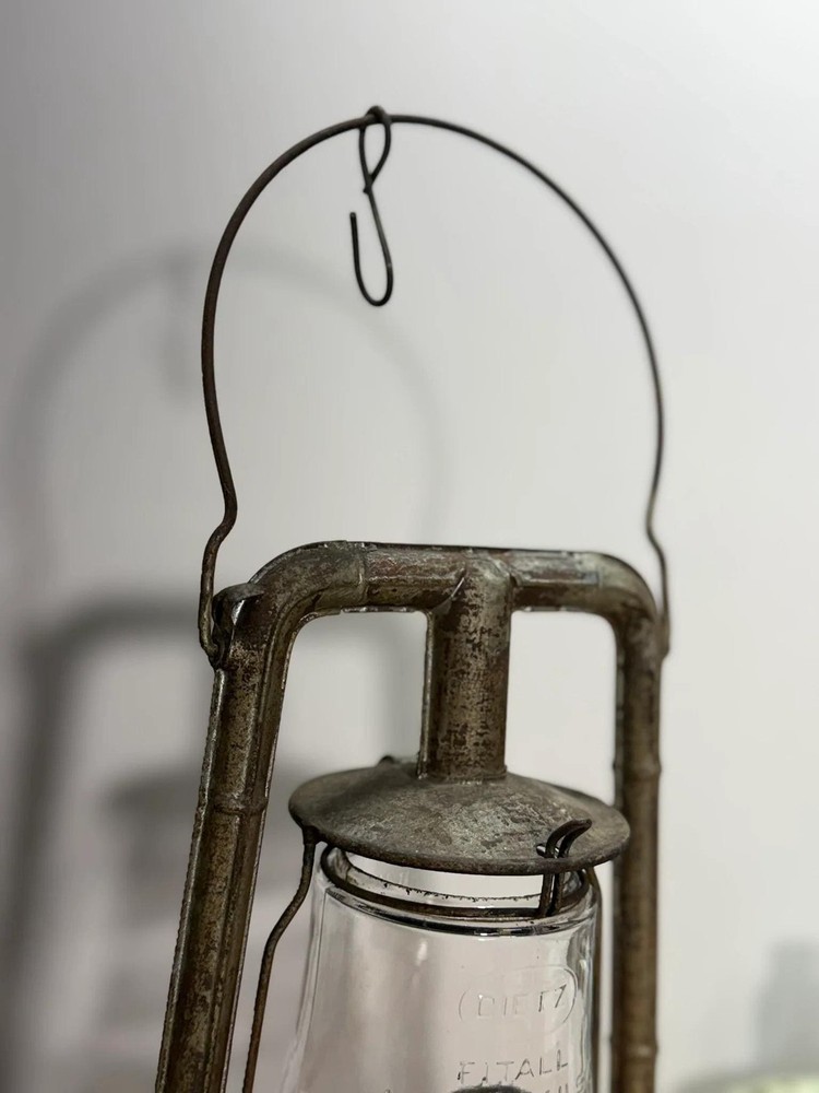 Dietz Monarch Lantern