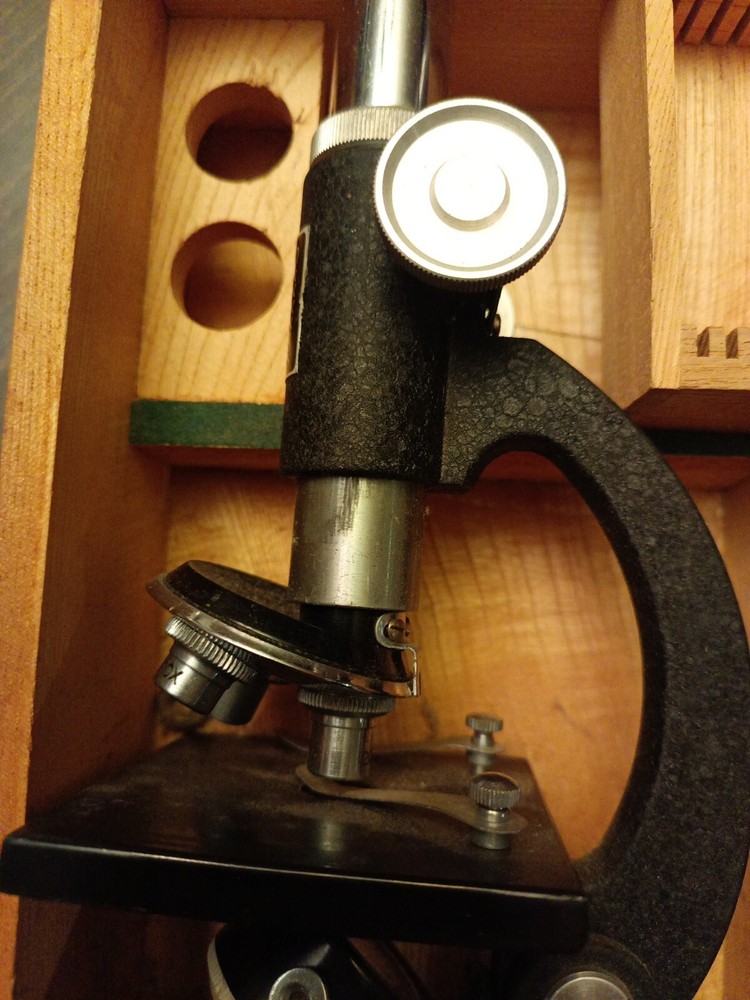 Tasco Deluxe High Quality Microscope and Case