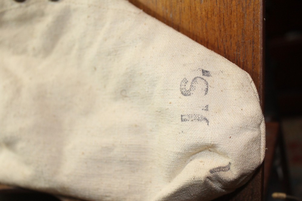 Antique US Army White Canvas Pouch