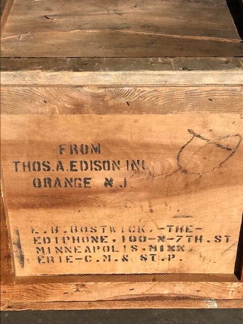 Edison Phonograph Exective Ediphone  shipping crate in excellent condition