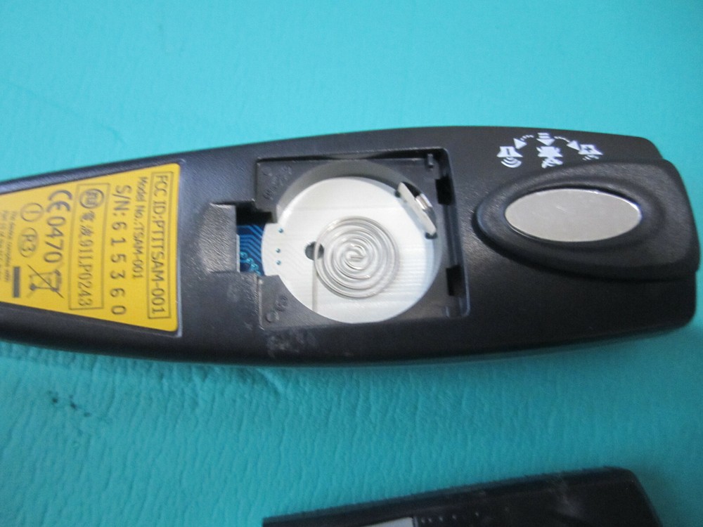 Keyspan Presentation Remote with 60 ft. Range for Computer Mac/ Windows 2000/XP