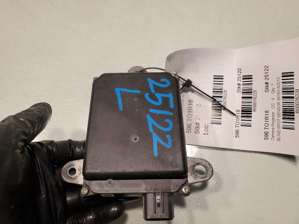 MIRAI 2018 BLIND SPOT SENSOR 86162-62010