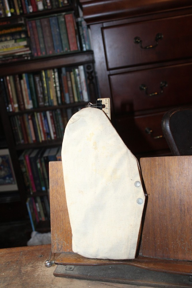 Antique US Army White Canvas Pouch
