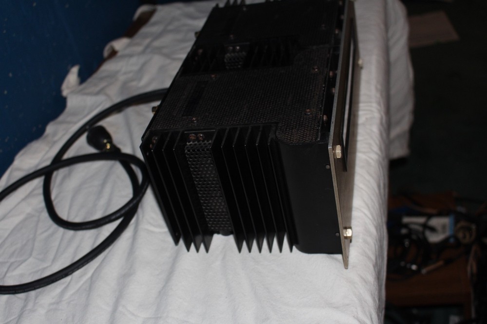Marantz Power Stereo Amplifier Model 16 - Serviced
