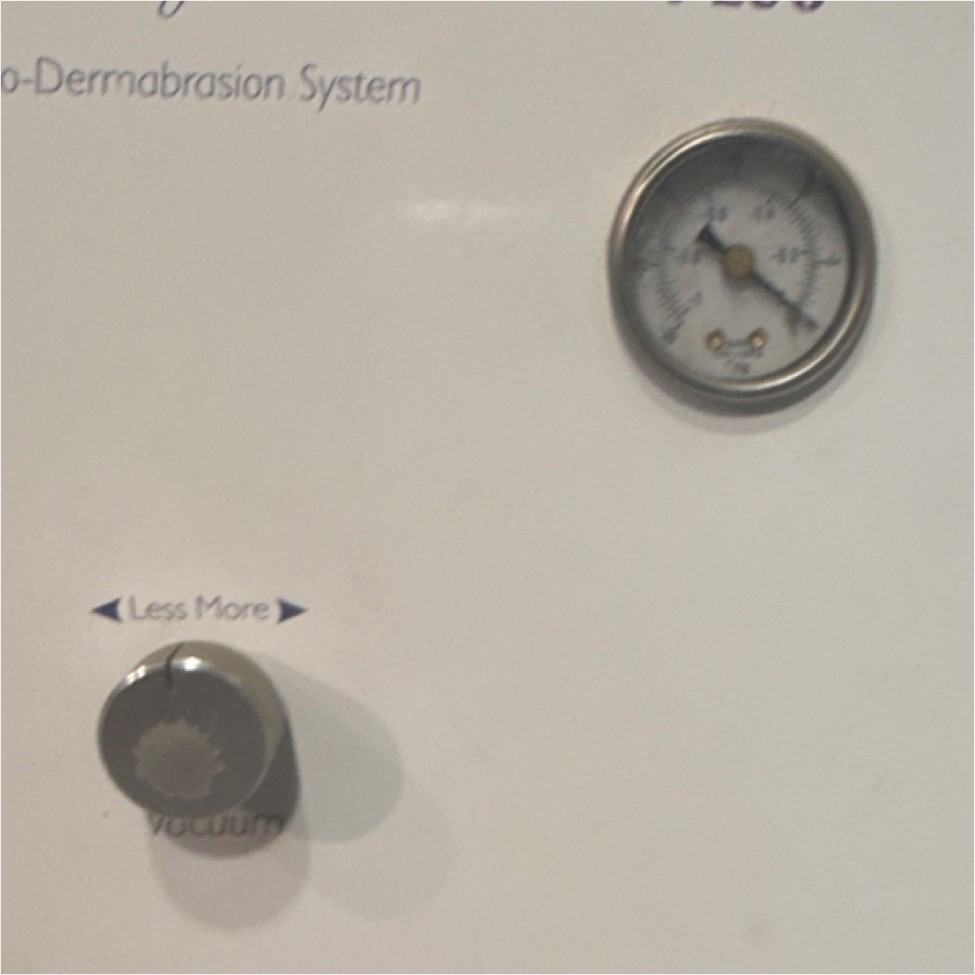 Light Touch PLUS Crystal Microdermabrasion System White Vacuum Adjustable Face