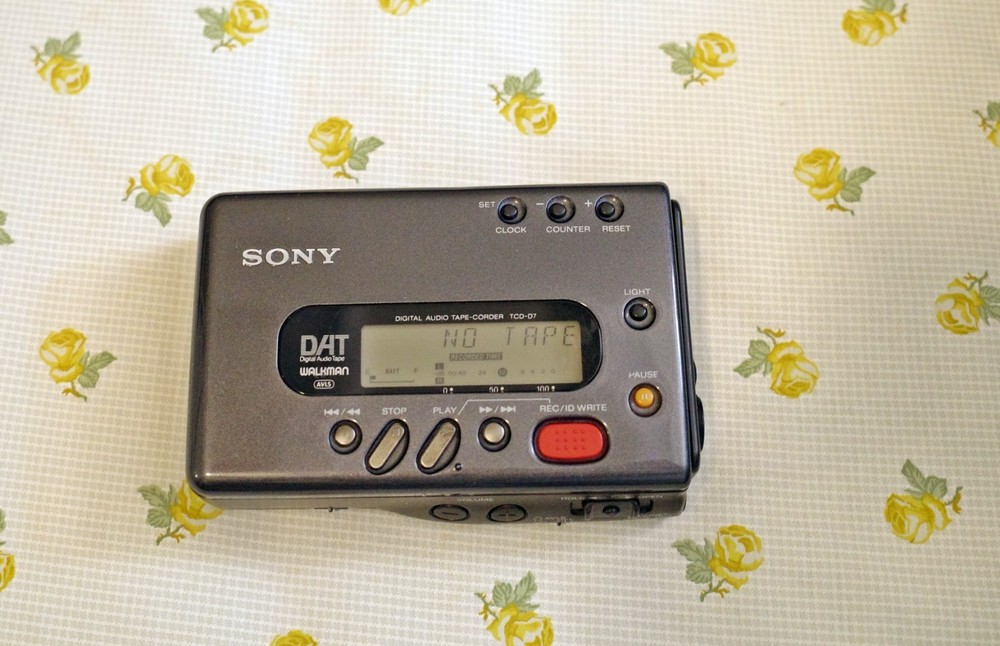 sony tcd d7