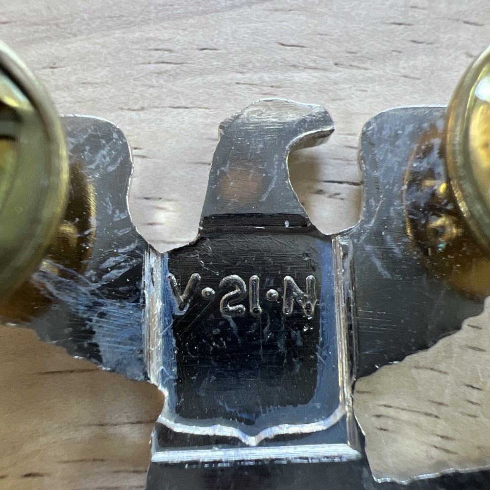 US Army Colonel insgnia marked V-21-N
