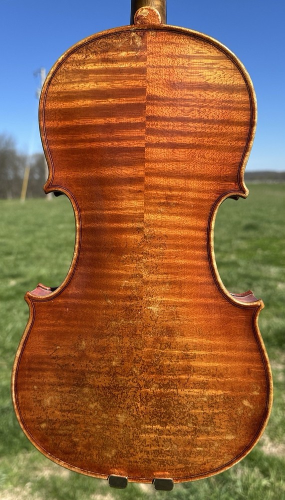 Beautiful Violin 4/4 Antiqued 2-Pc Back
