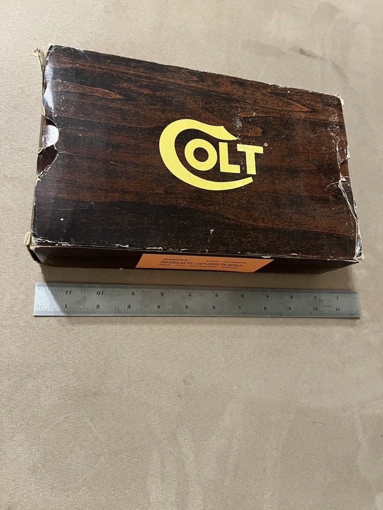 Colt Factory Original Python 2.5, 3, Or 4 Inch Box
