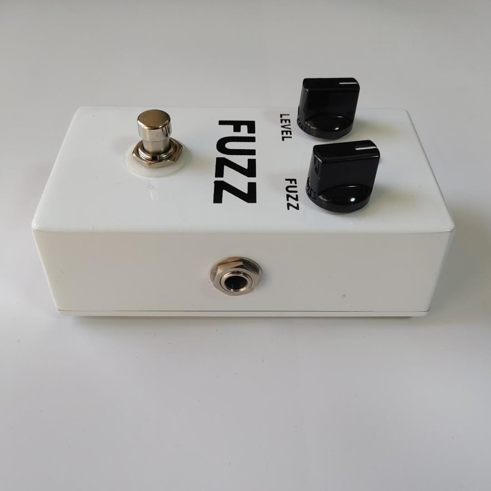 Mint AREA 51 FUZZ Guitar Effects Pedal