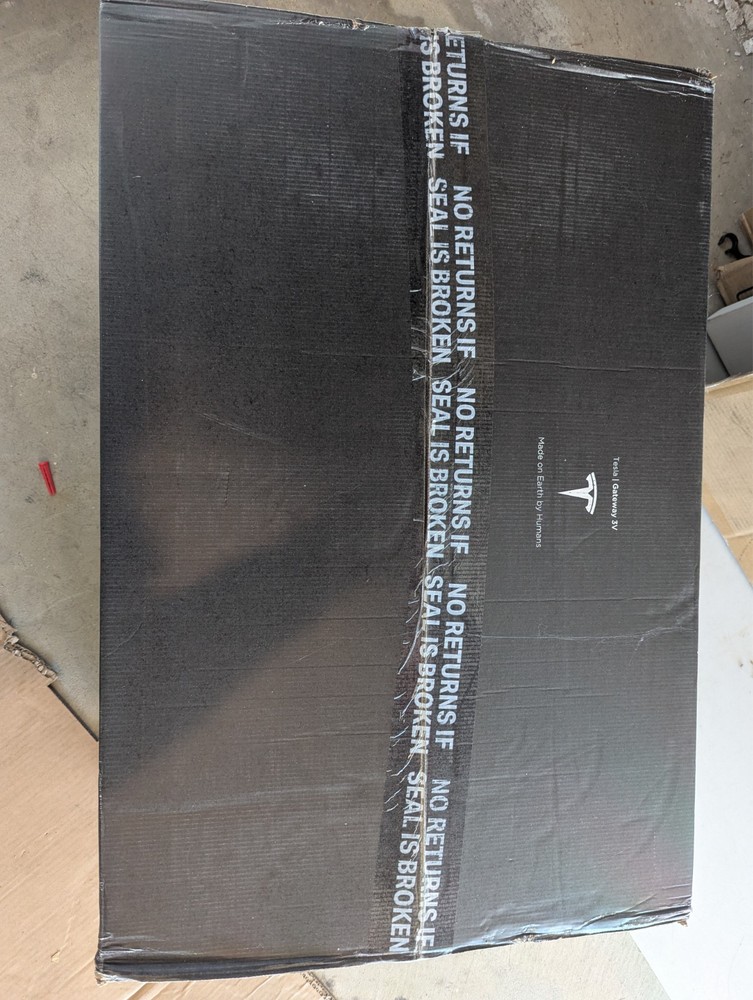 New Tesla Gateway 3V Unopened Box