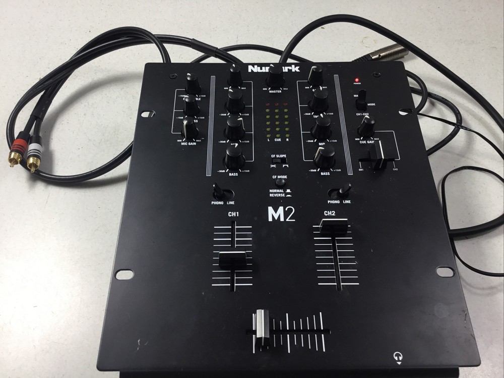 Numark M2 2-Channel Scratch Mixer LN