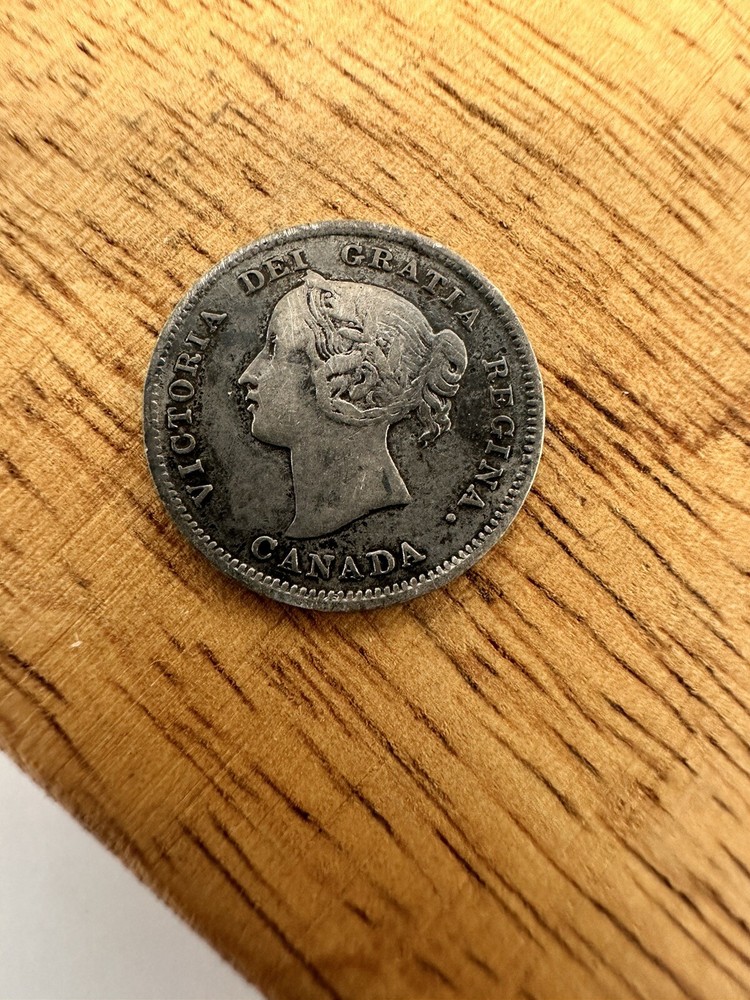 1898 Canada 5 Cents Silver Coin #7411