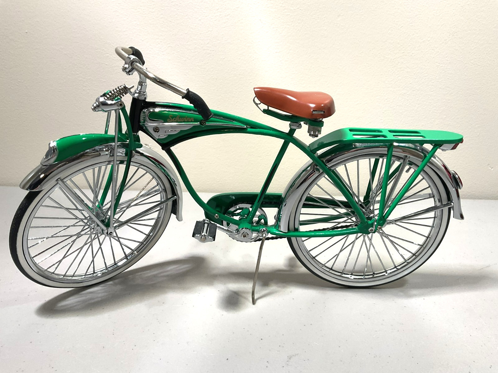 Schwinn Phantom bicycle, Die-cast Metal, 1:6 Scale, Green Enamel Finish, Nice!