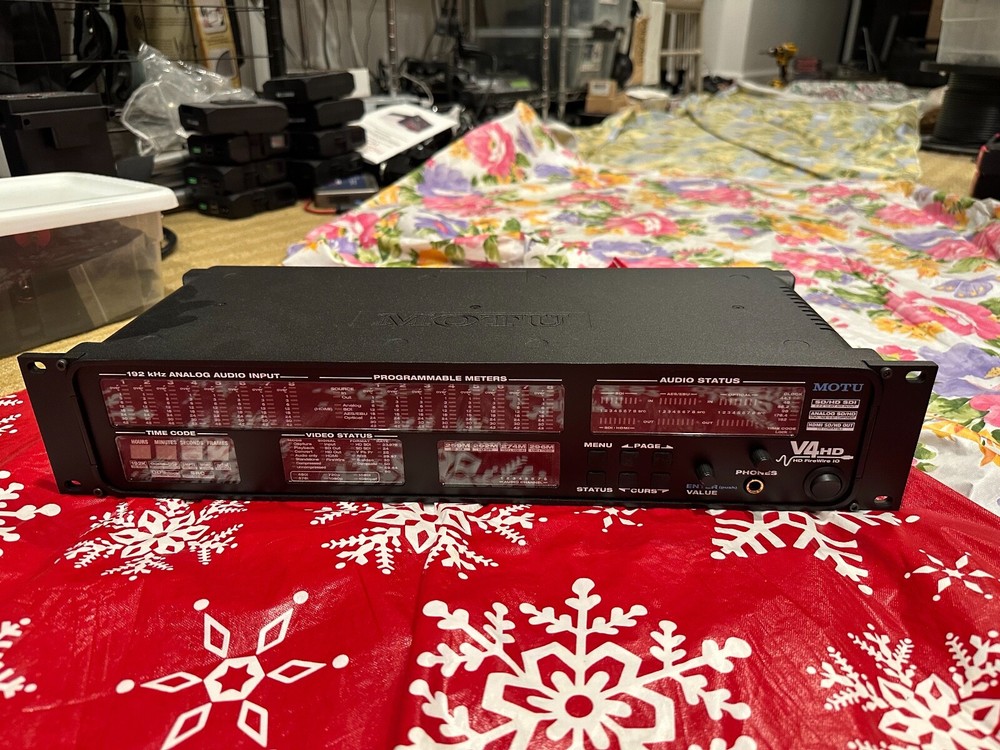 MOTU V4HD FIREWIRE VIDEO/AUDIO INTERFACE - EXCELLENT CONDITION