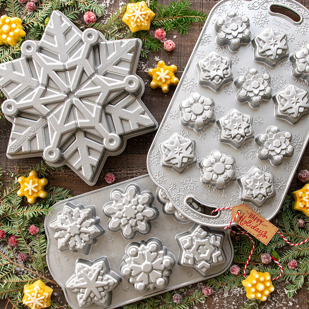 Nordic Ware Frosty Flakes Bites Pan