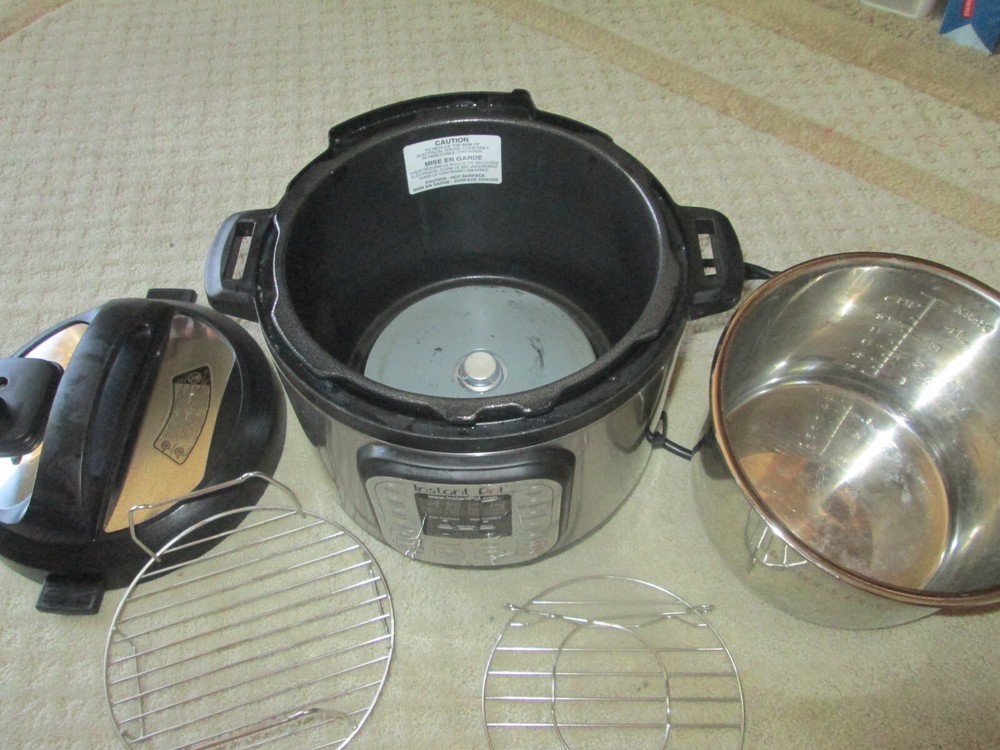 Instant Pot IP-DUO60 V2 Programmable Pressure Cooker 6 Qt Stainless w/ Racks