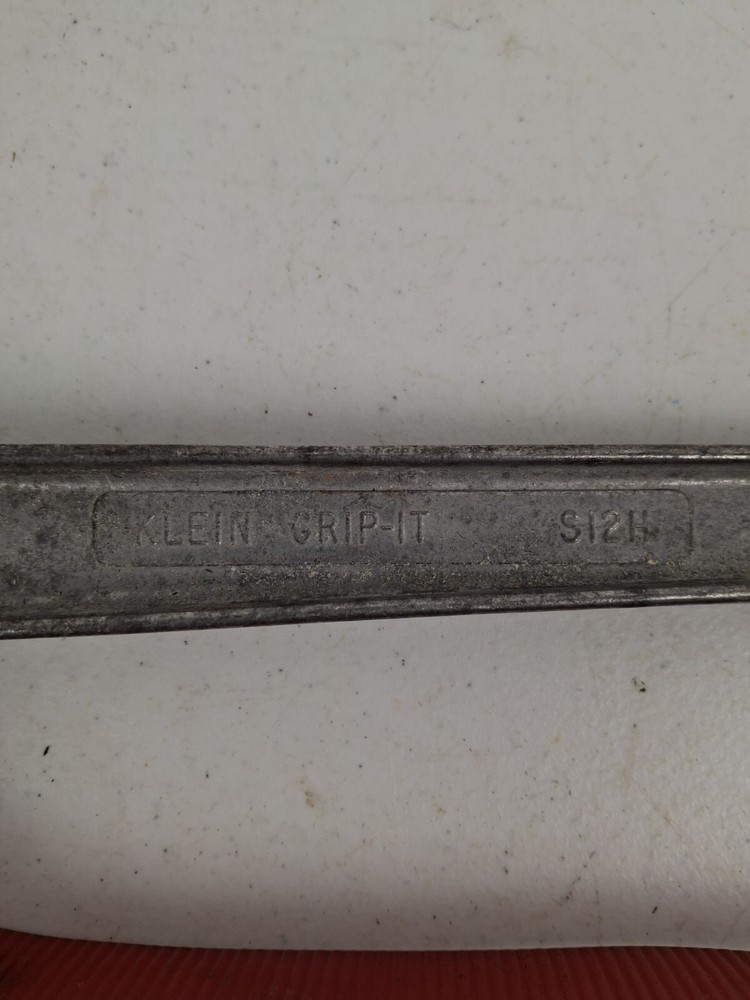 Klein Grip It Strap Wrench