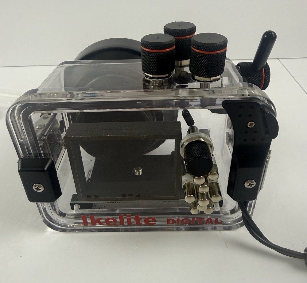 IKELITE DIGITAL WATERPROOF UNDERWATER CAMERA CASE