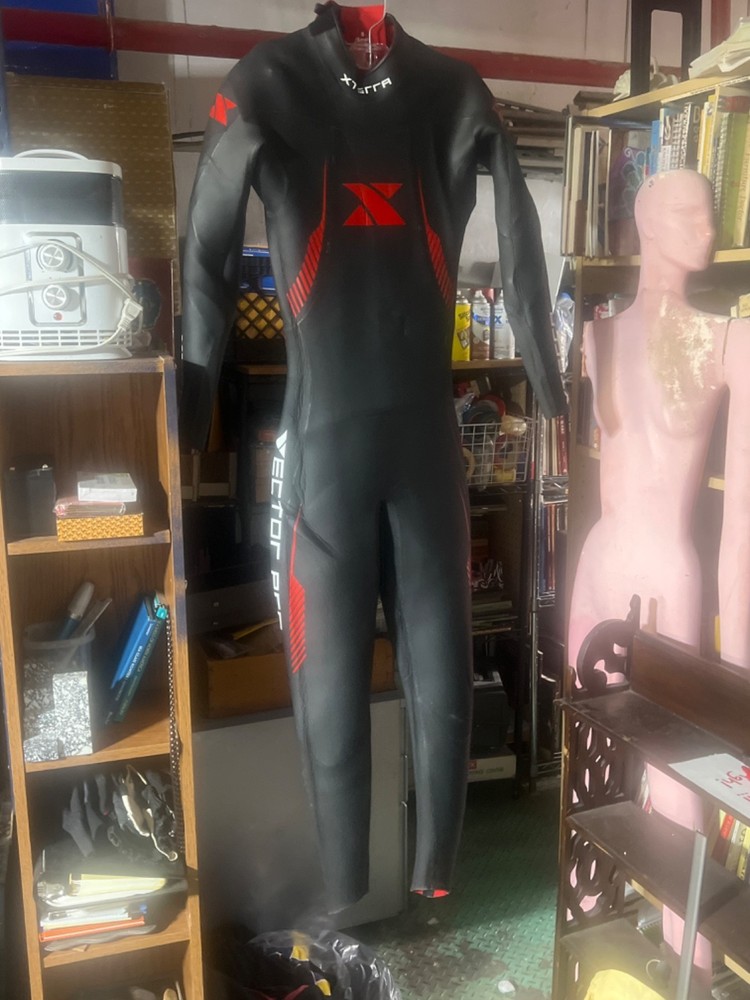 Xterra Vector Pro Wetsuit Size S Used