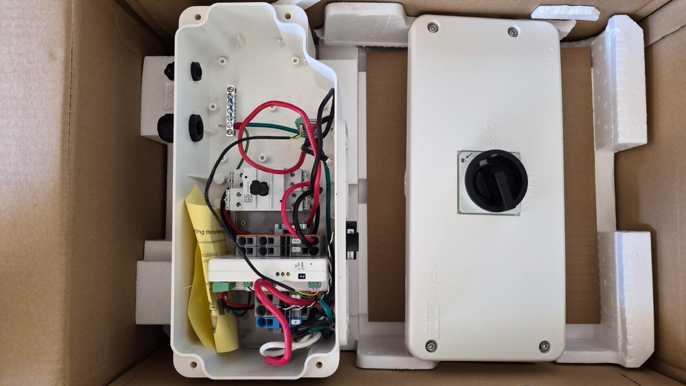SOLAREDGE DC Disconnect 20Amp with Export/Import Metering Function