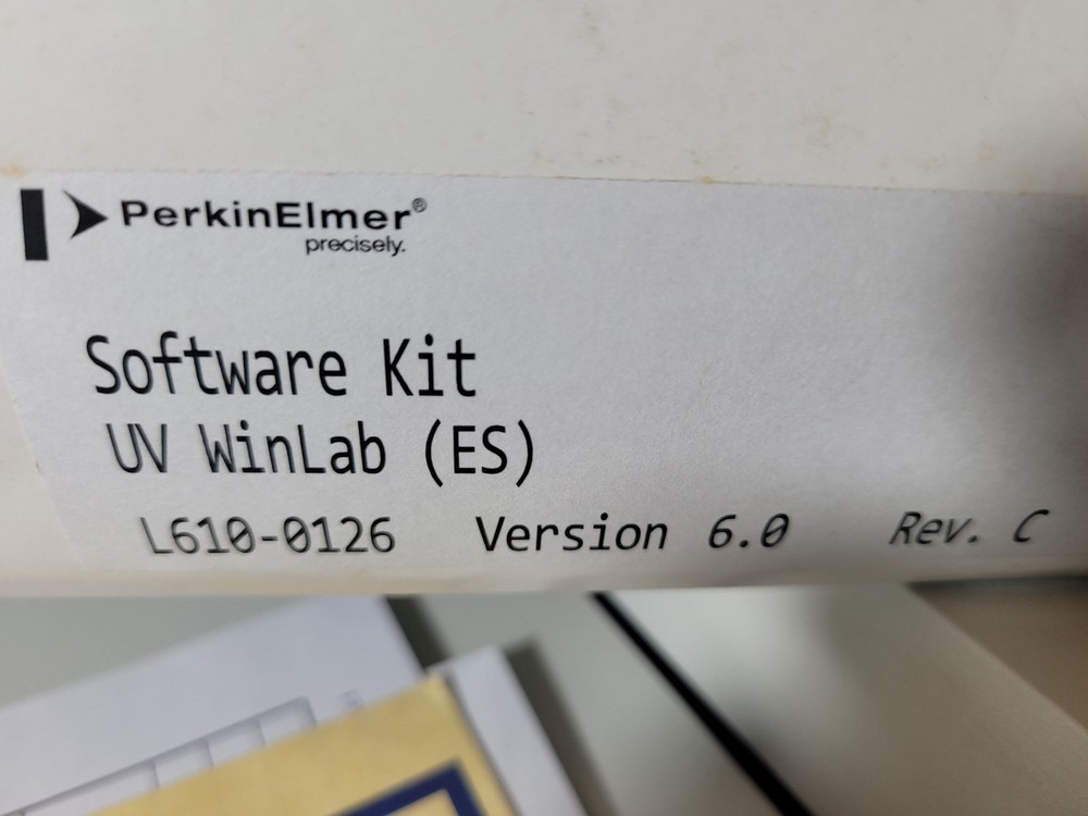 Perkin Elmer Lambda 25 UV/Vis Spectrophotometer w/ sipper, computer, tested