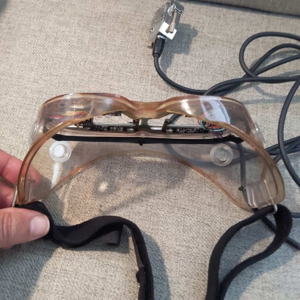Visagraph Eye Movement Testing Device Googles w/ Case 2013 Test Booklet UNTESTED