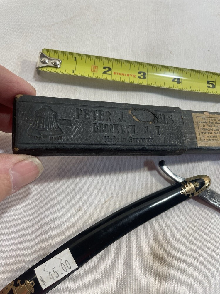 Vintage Winova Straight Razor With Box