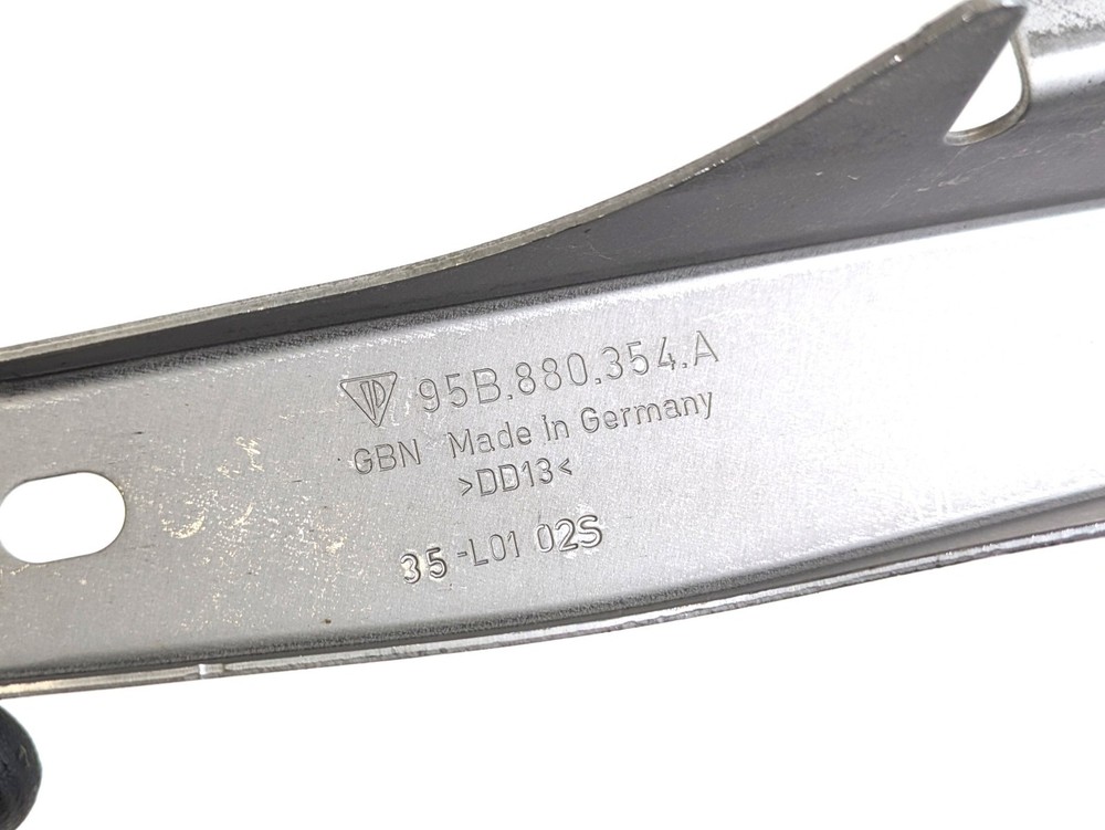 Porsche Macan 95B Mounting Bracket Hardware 95B880354