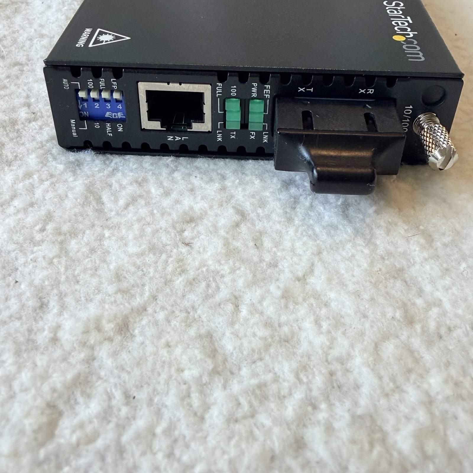 NEW StarTech ET90110SM302 10/100 Mbps Single Mode SC Fiber Media Converter 18.6M