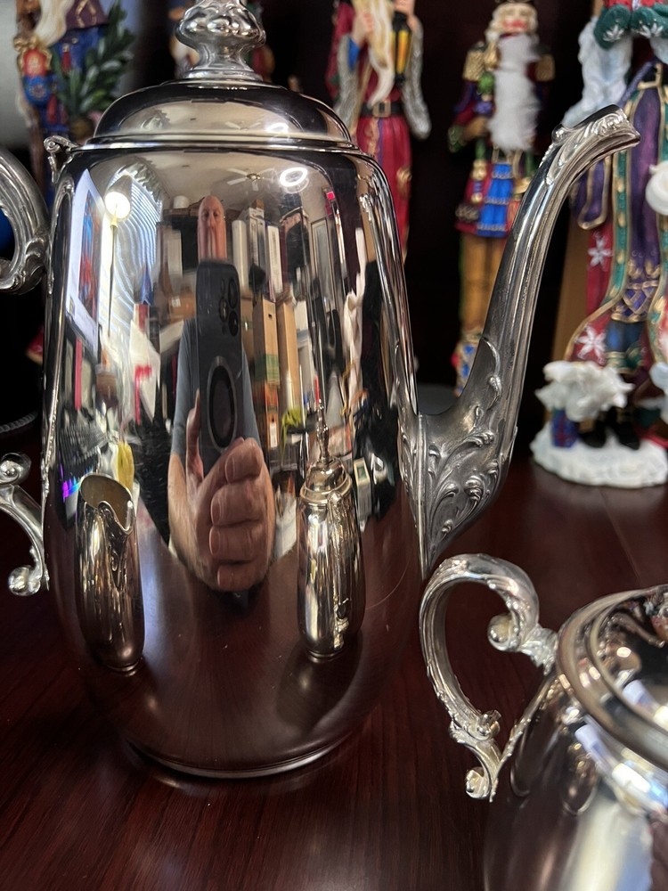 Wm Rogers Coffee / Tea Pot Creamer and Sugar Caddy With Lid