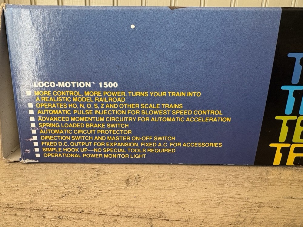 MRC Tech II Loco-motion 1500 DC Train Controller Great Condition