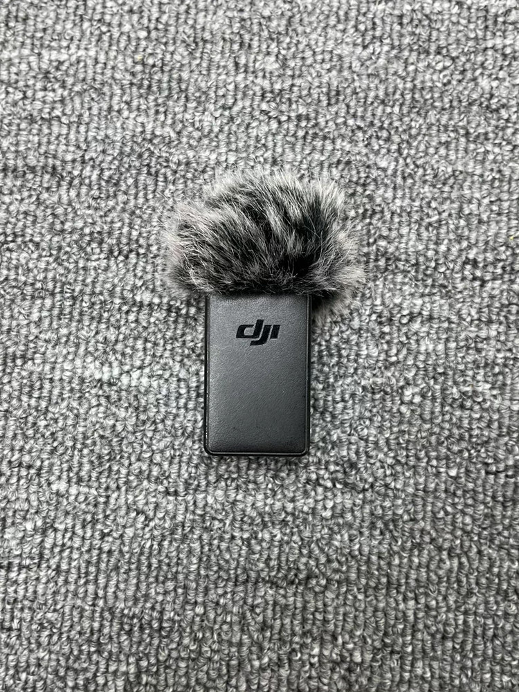DJI Pocket 2 Wireless Mic Transmitter + Windscreen (Black)​ work good IN US