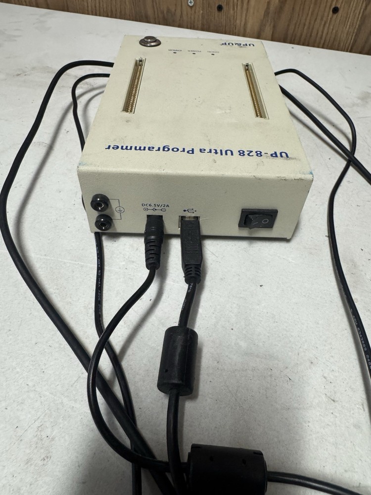 UP-828 Ultra Programmer EEPROM Flash IC USB Programmer For Parts / Repair