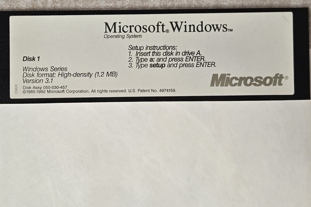 Microsoft Windows Version 3.1 Operating Software 5.25" Floppy Disks 7 OEM Disks