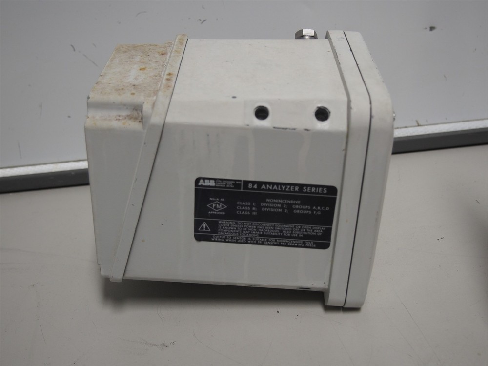 ABB TB84 PH Analyzer Transmitter TB84PH2000111